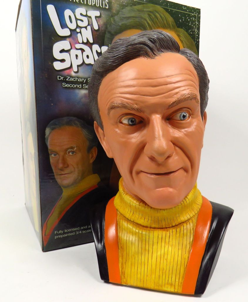 OCT121676 - LOST IN SPACE DR ZACHARY SMITH 3/4 SCALE BUST - Previews World